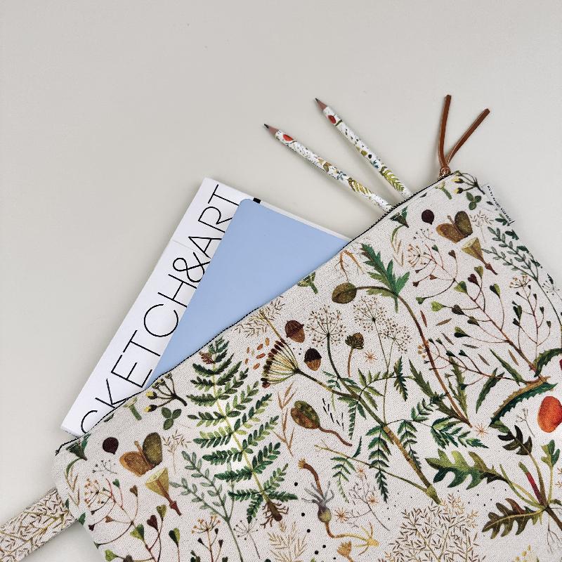 ПАПКА НА МОЛНИИ "FLORA.ЛУГОВЫЕ ТРАВЫ",  37 X 27 CM